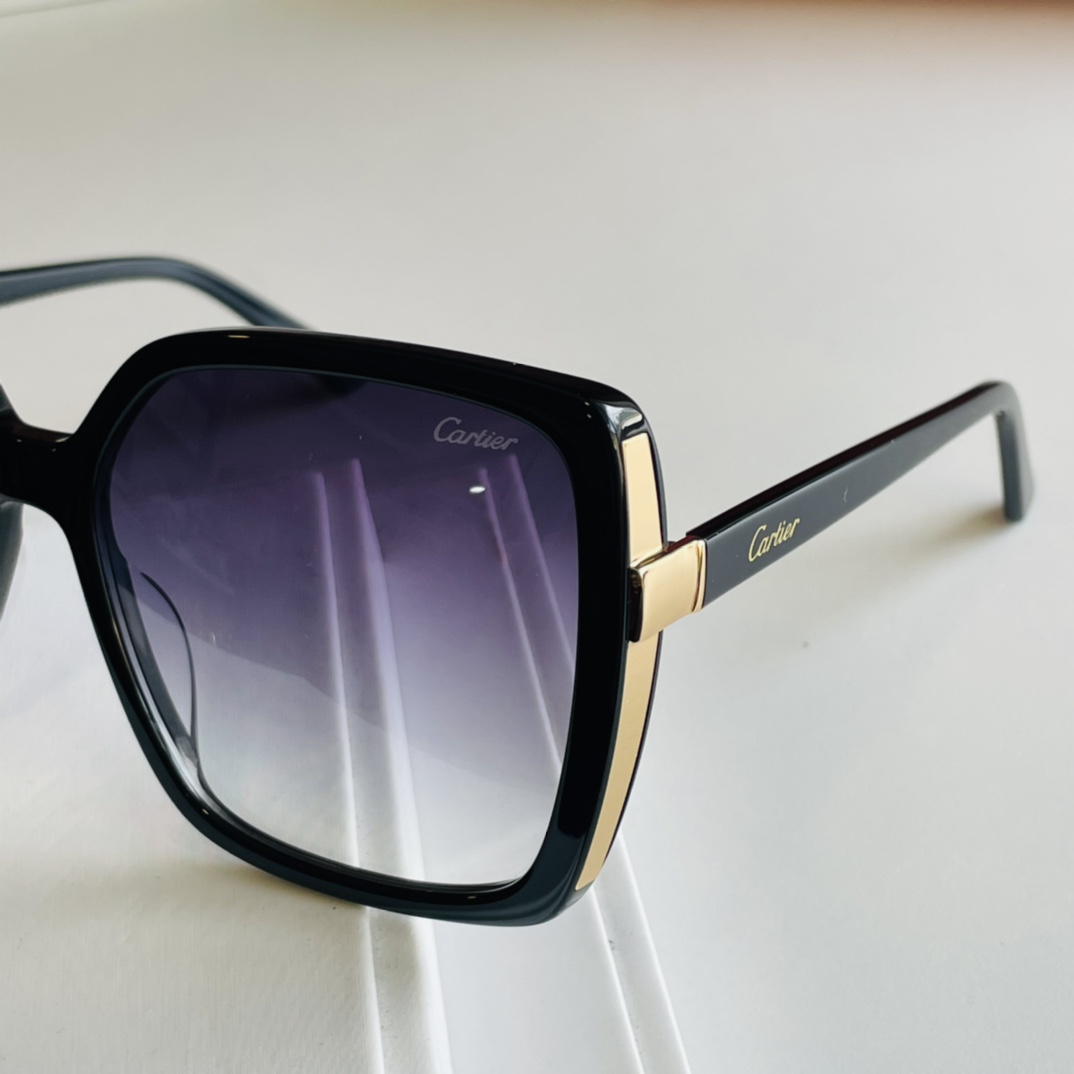 C*artier Glasses Top