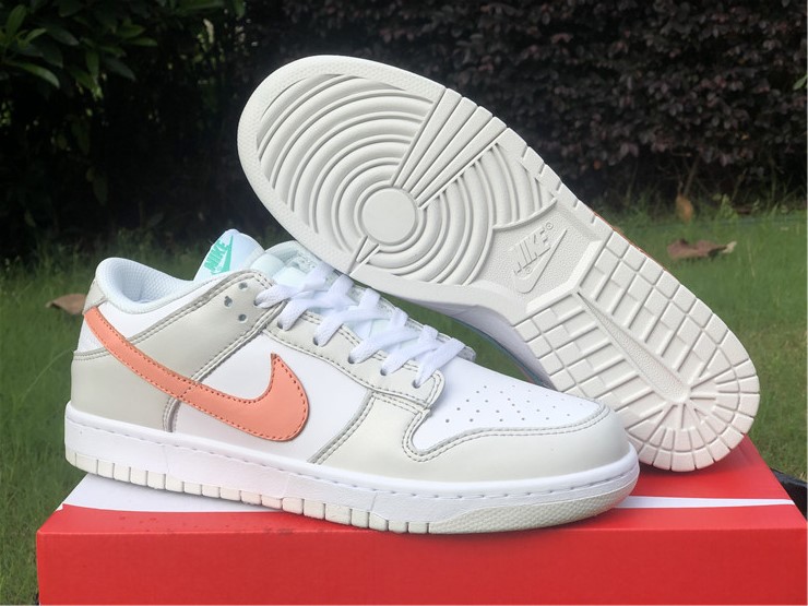 from Nike Dunk Low GS“ Tropical Twist” CW1590-101