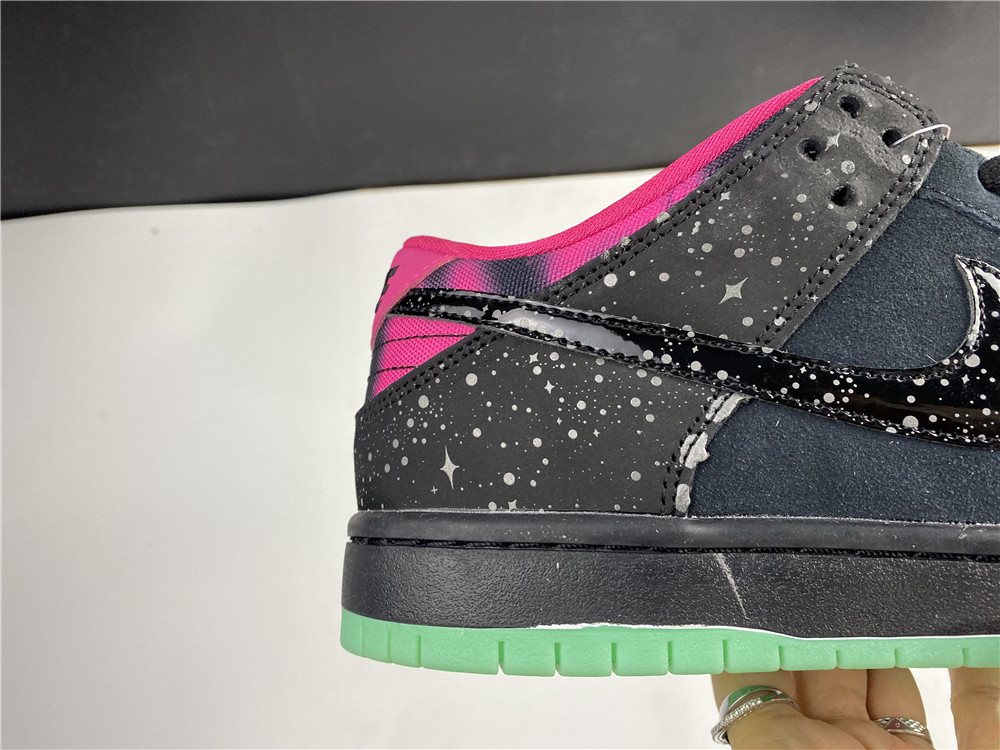 from Nike SB Dunk Low Premier Northern Lights 724183-063