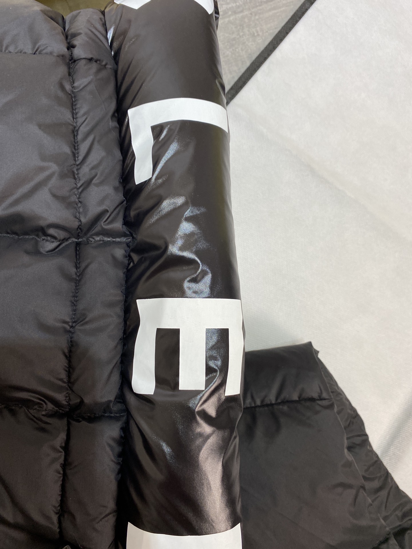 Men Jacket/Sweater Top Quality