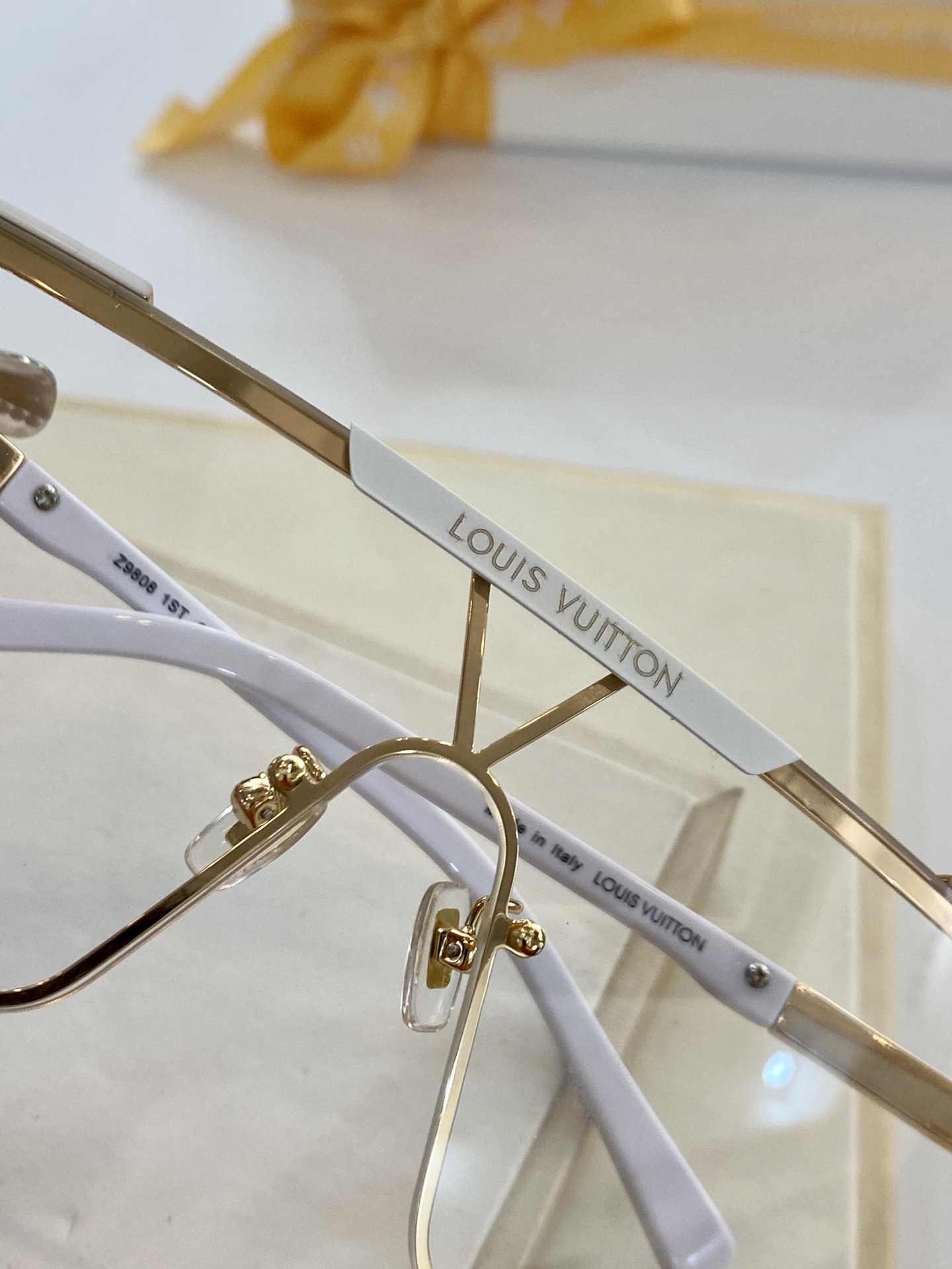 L*ouis V*uitton Glasses Top