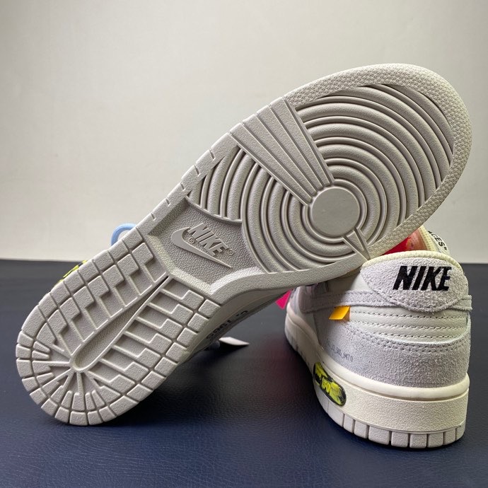 from O*ff-W*hite x Nike Dunk Low