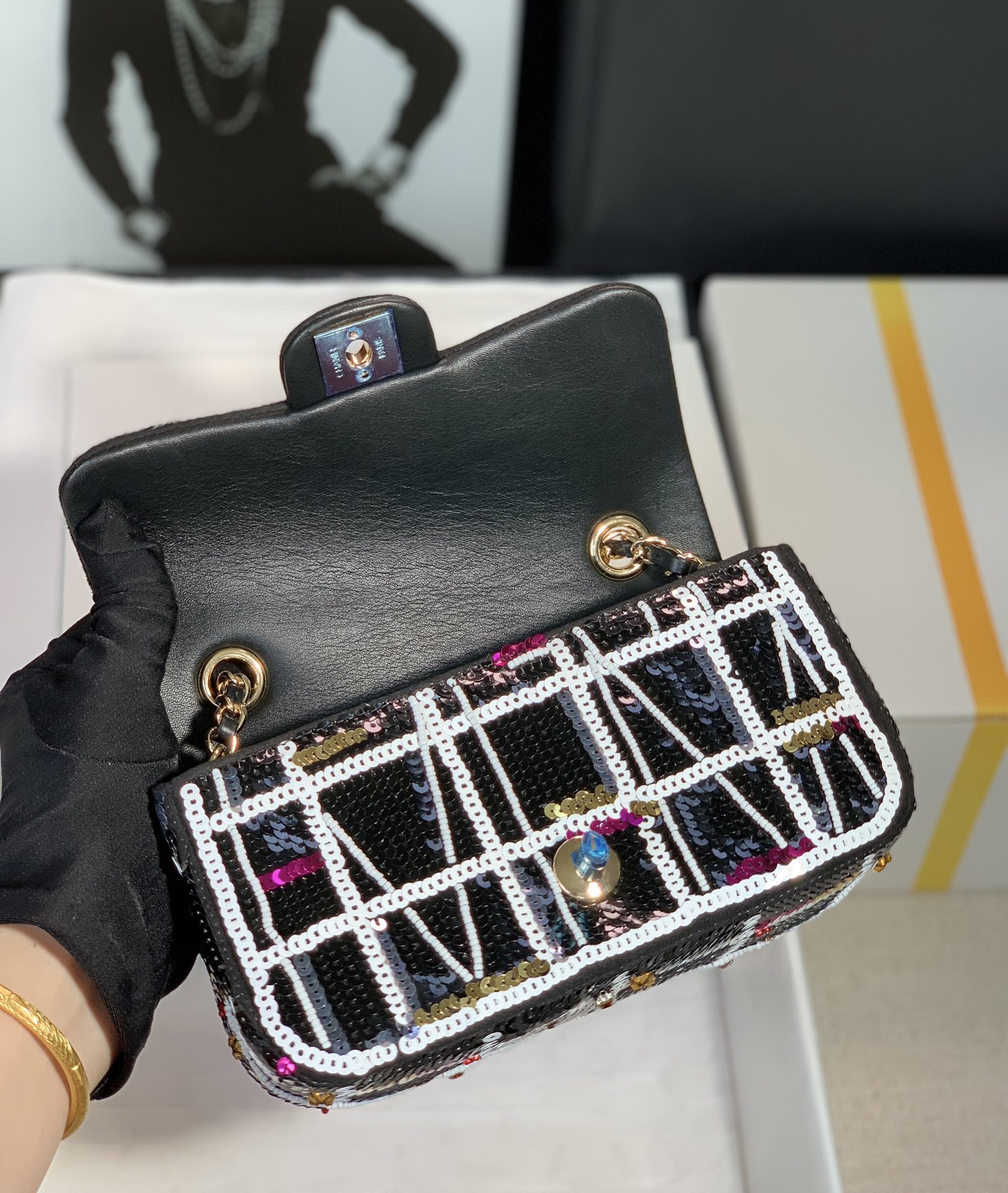 C*hanel Top Bag 19CM