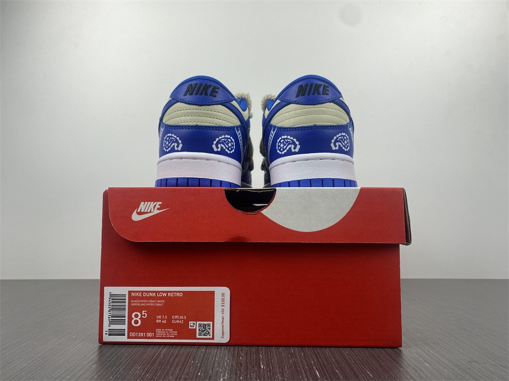 from Nike Dunk Low SE FREE 99