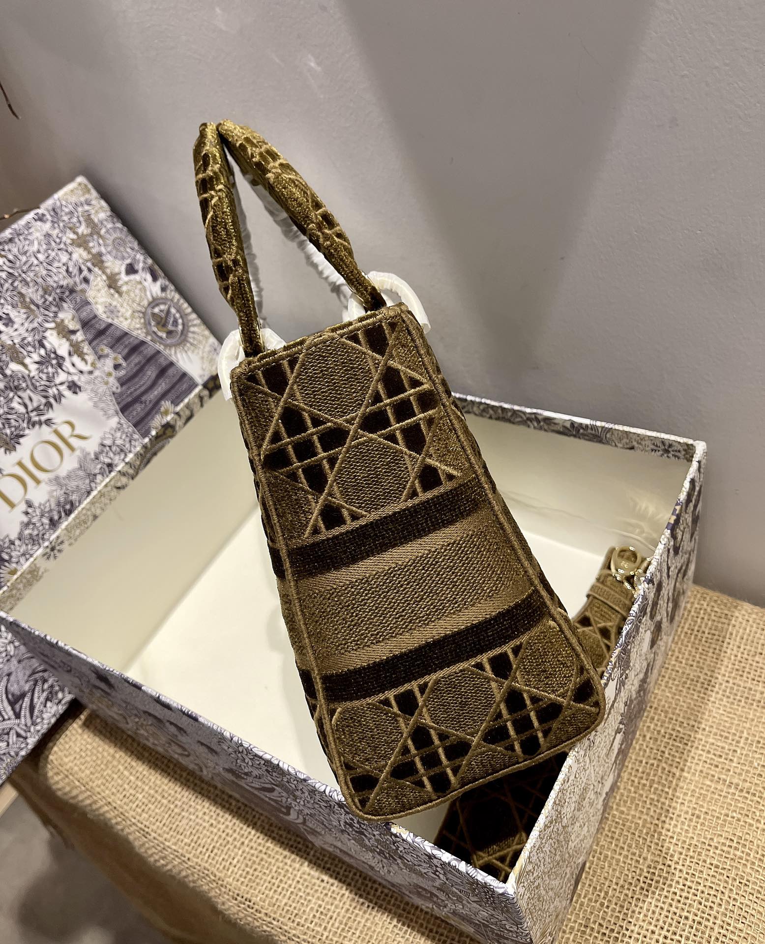 D*ior Top Bag 24*20*11cm