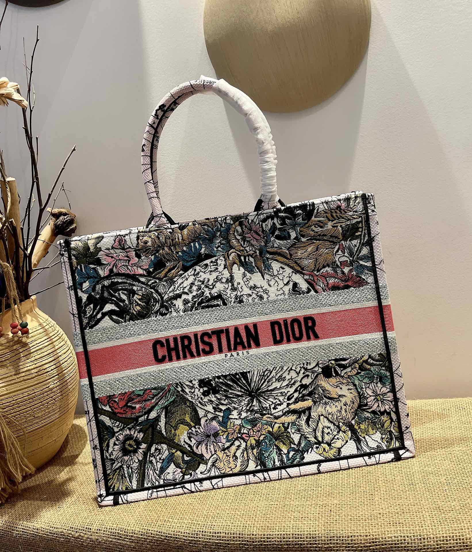D*ior Bag Top Quality