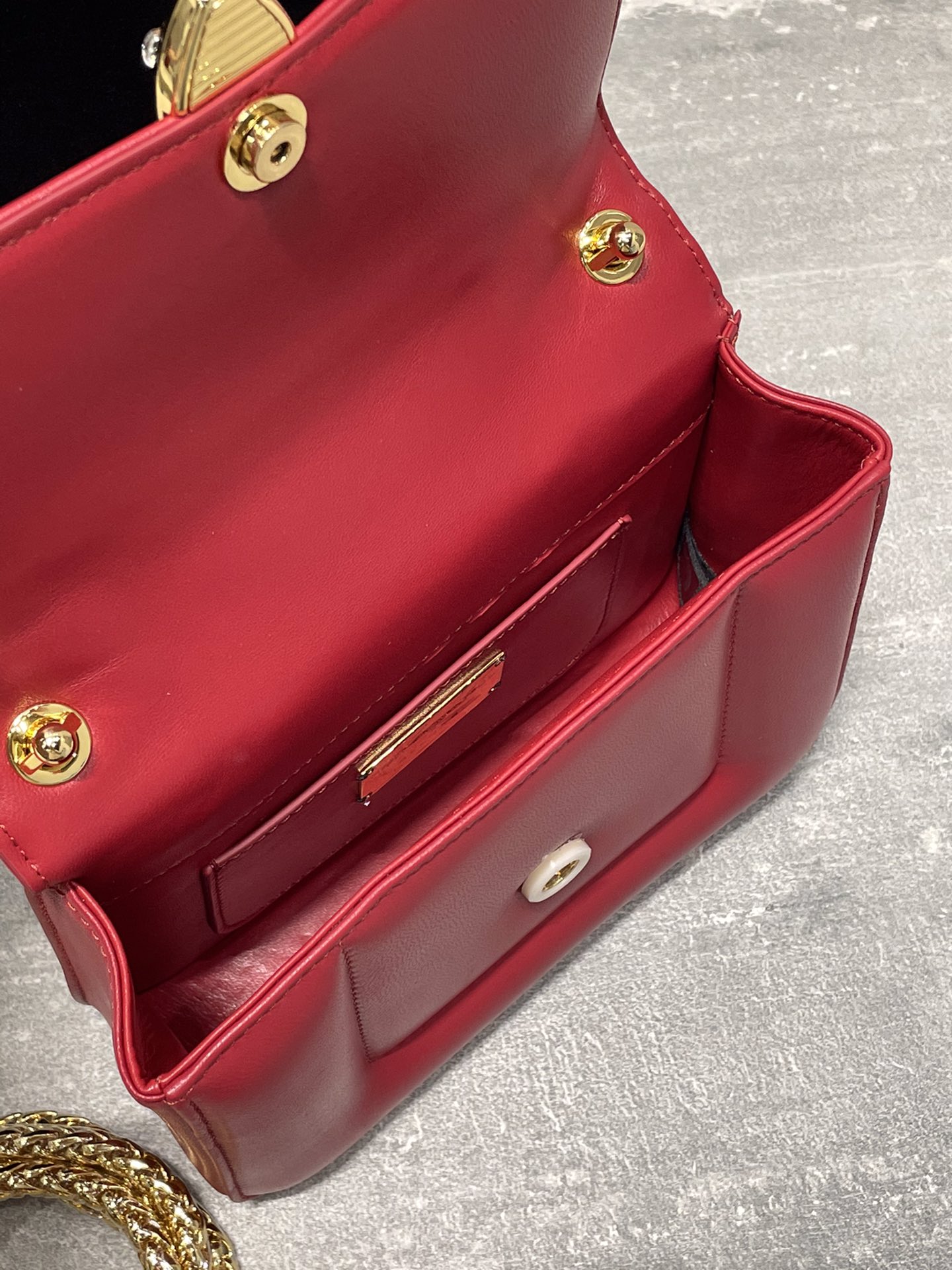 B*vlgari Top Quality Bag 19.2*15*6CM