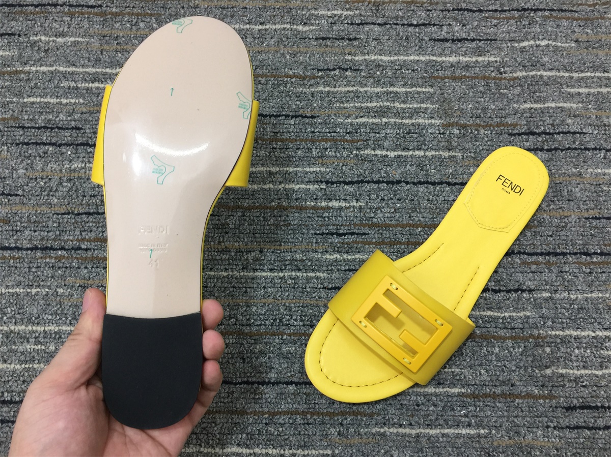 Women F*endi Top Sandals