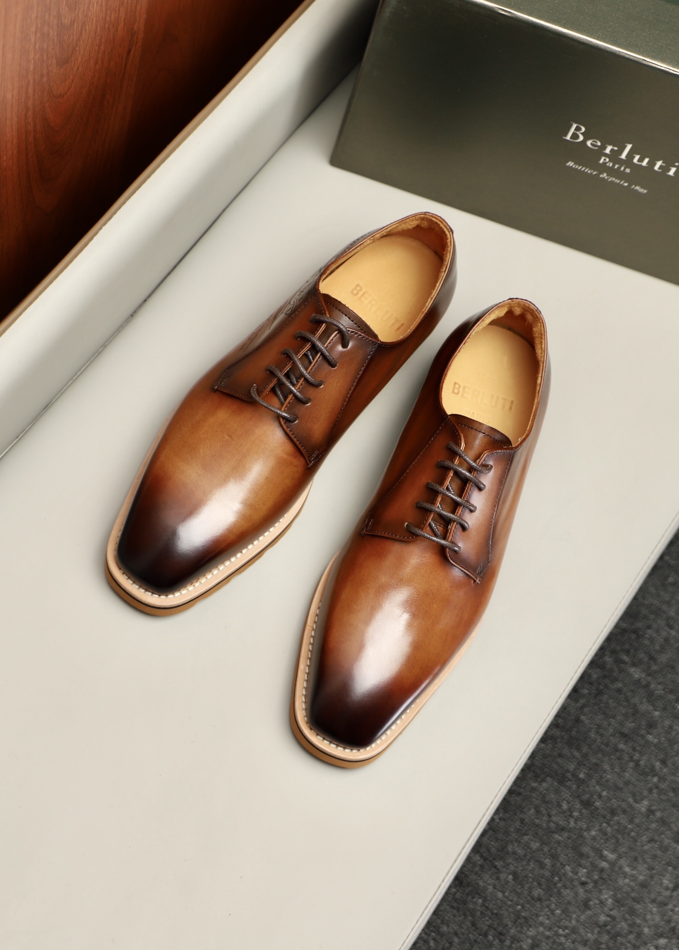 Men B*erluti Top Loafer