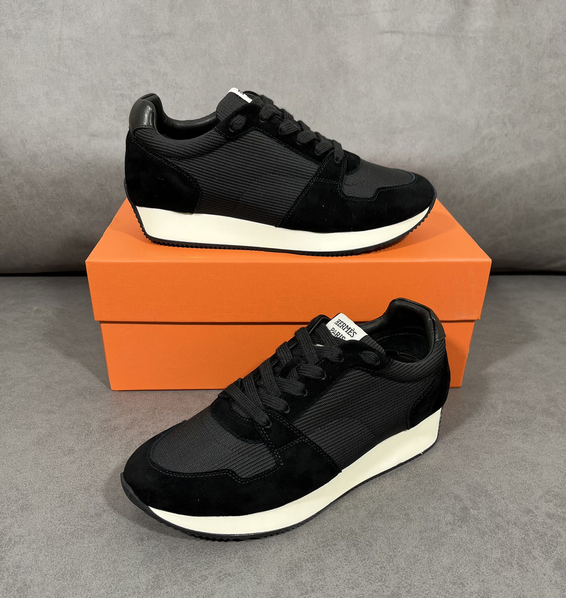 Men H*ermes Top Sneaker