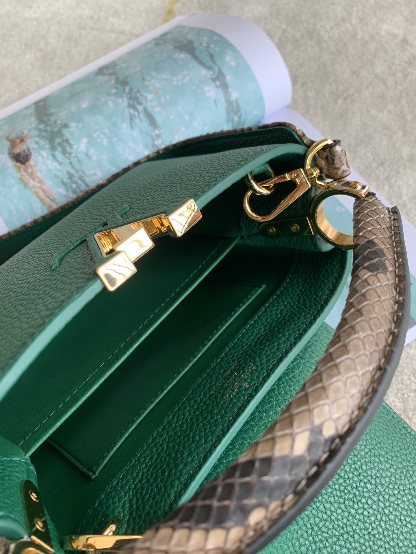 L*ouis V*uitton Top Bag 21x14x8cm