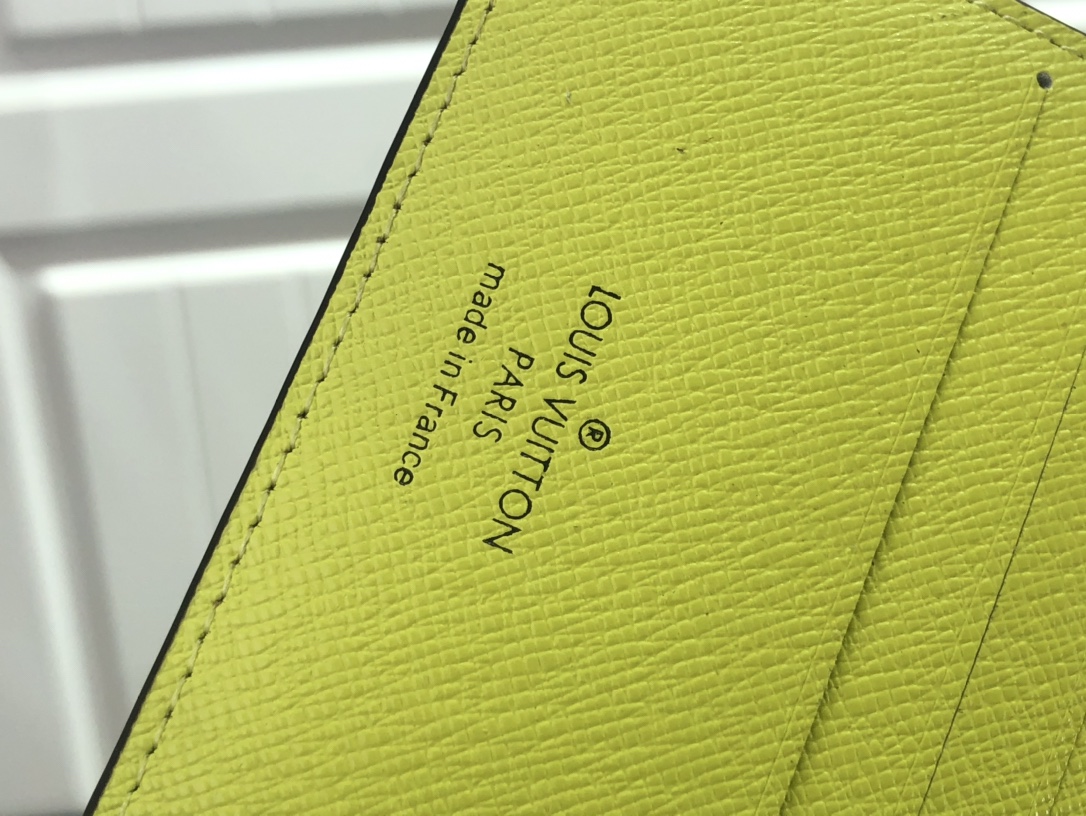 L*ouis V*uitton Bag Top Quality 11.5*9*1.5CM