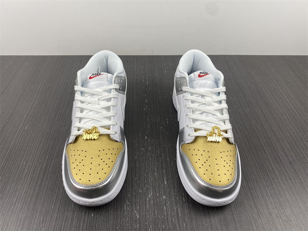 from NIKE DUNK LOW WMNS “Metallic” DH4403-700