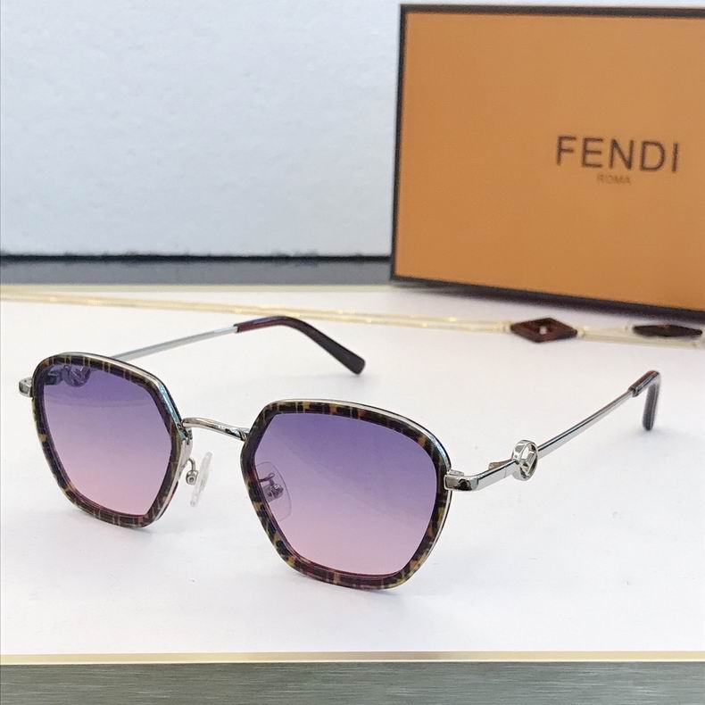 F*endi Glasses Top