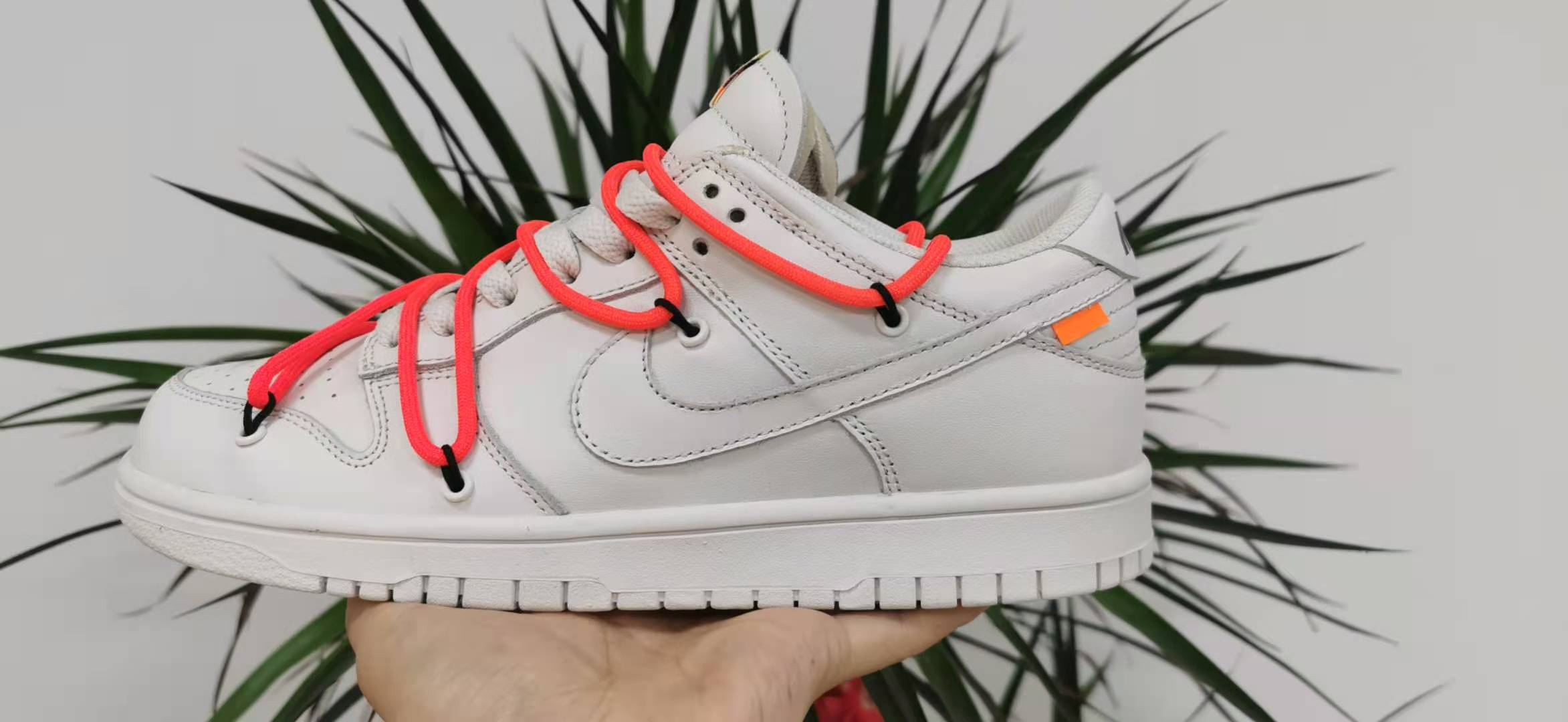 from O*ff-W*hite x Nike Dunk Low