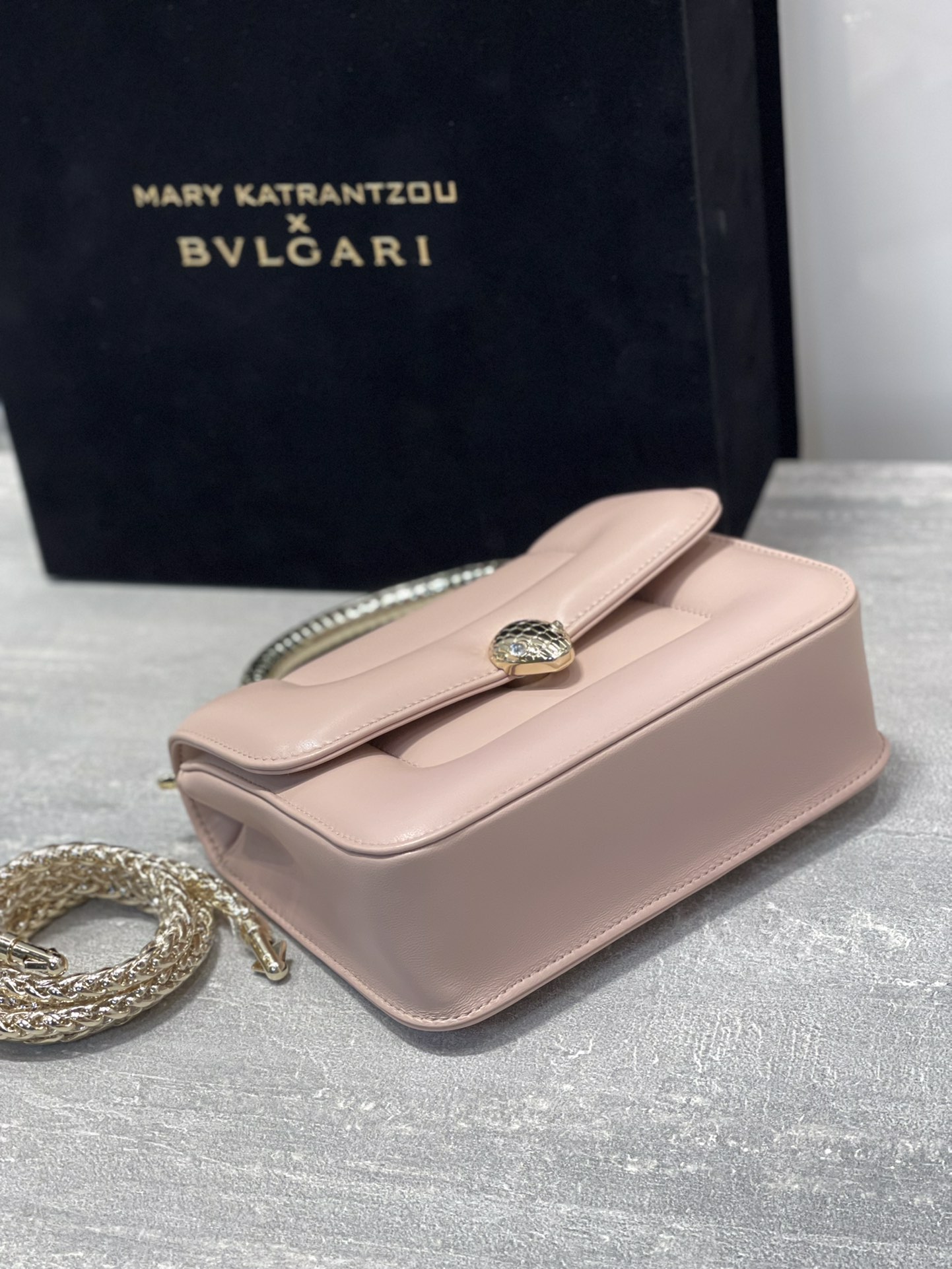 B*vlgari Top Quality Bag 19.2*15*6CM