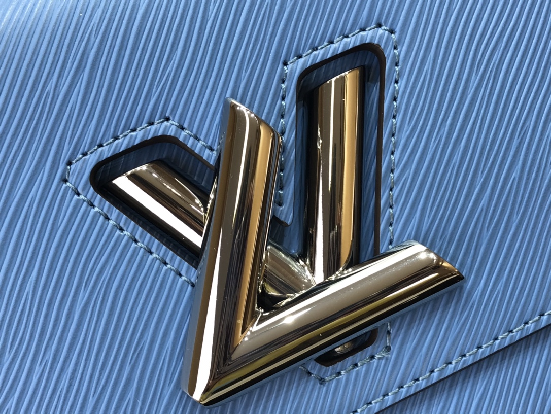 L*ouis V*uitton Top Bag 23*17*9.5cm