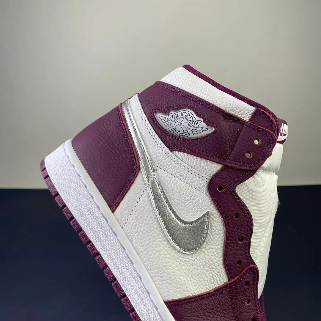Air Jordan 1 High OG“ Bordeaux” 555088-611