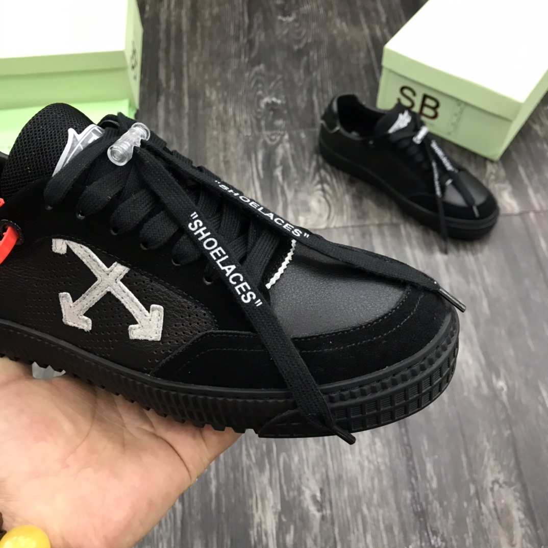 Men Off W*hite Top Sneaker