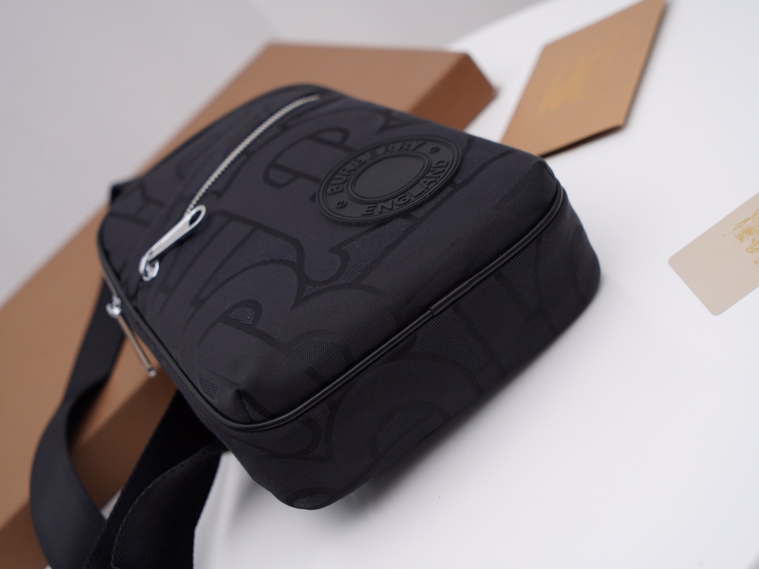 B*urberry Top Bag 20*29*5cm