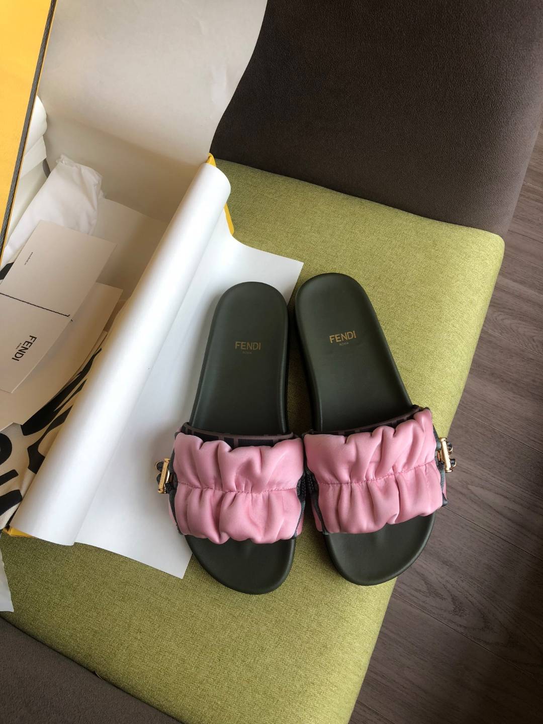Women F*endi Top Sandals
