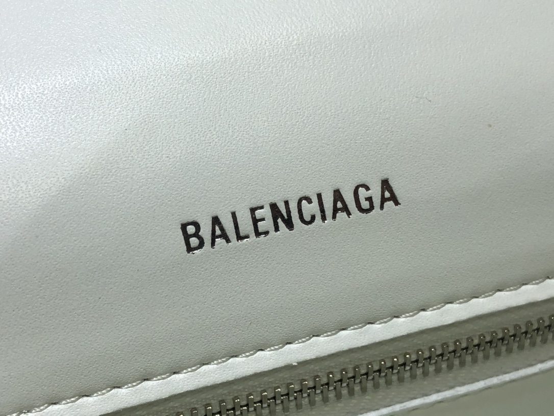 B*alenciaga Bag Top Quality