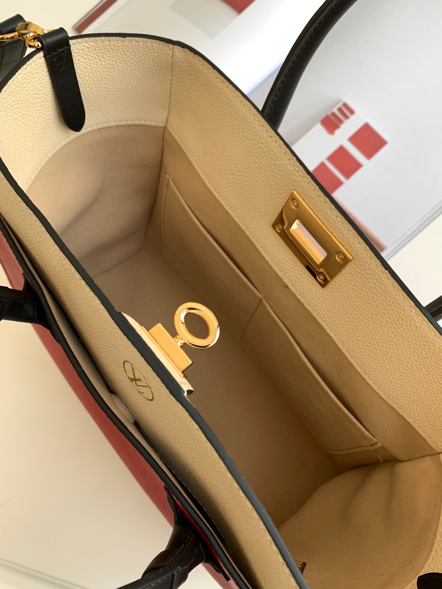 L*ouis V*uitton Top Bag 30.5*24.5*14cm