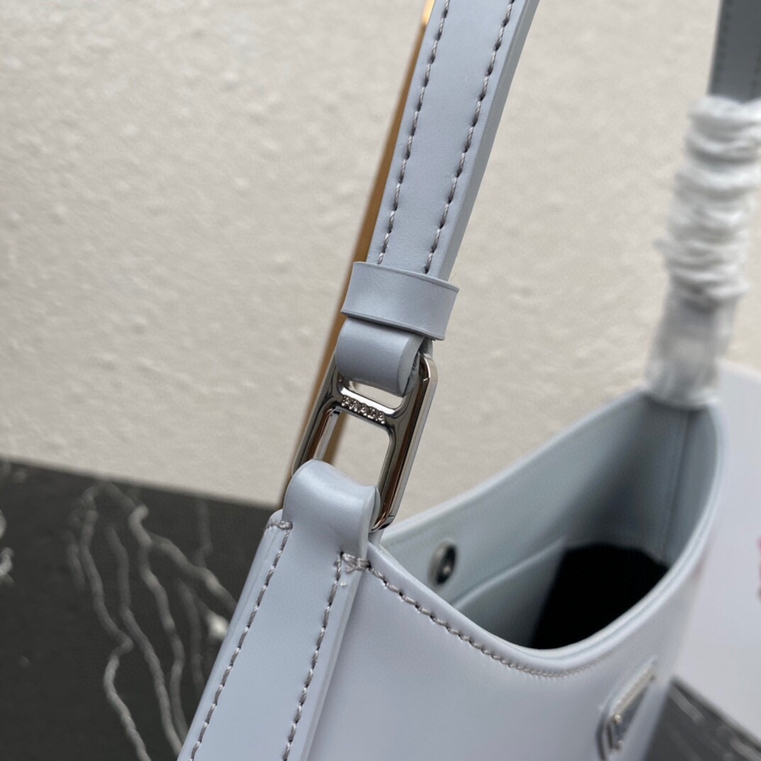 P*rada Top Bag 27X21X5CM