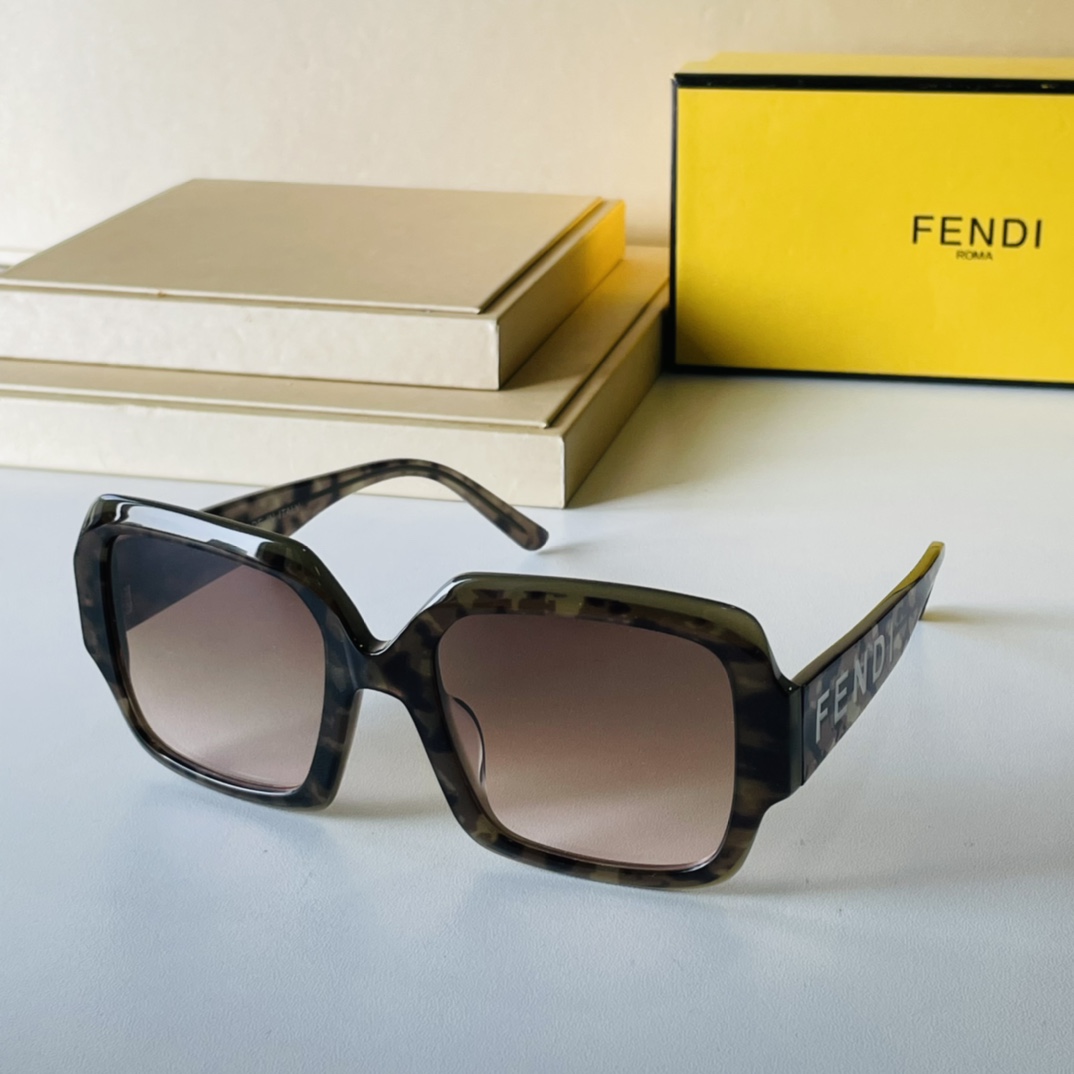 F*endi Glasses Top