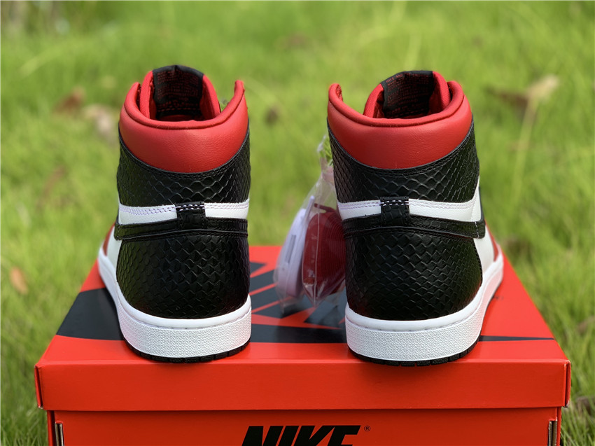 Air Jordan 1 WMNS “Satin Snake” CD0461-601