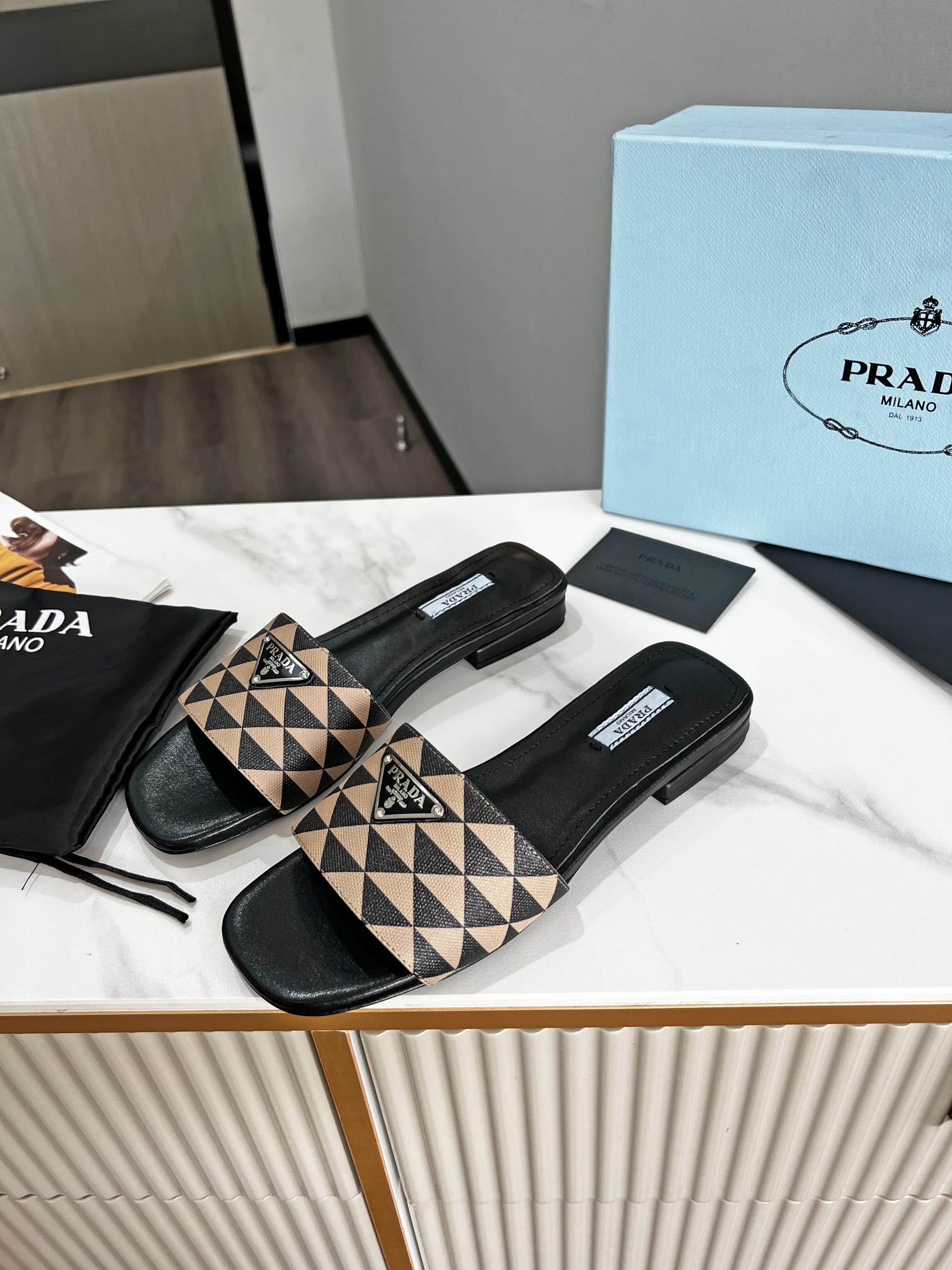 Women P*rada Top Sandals