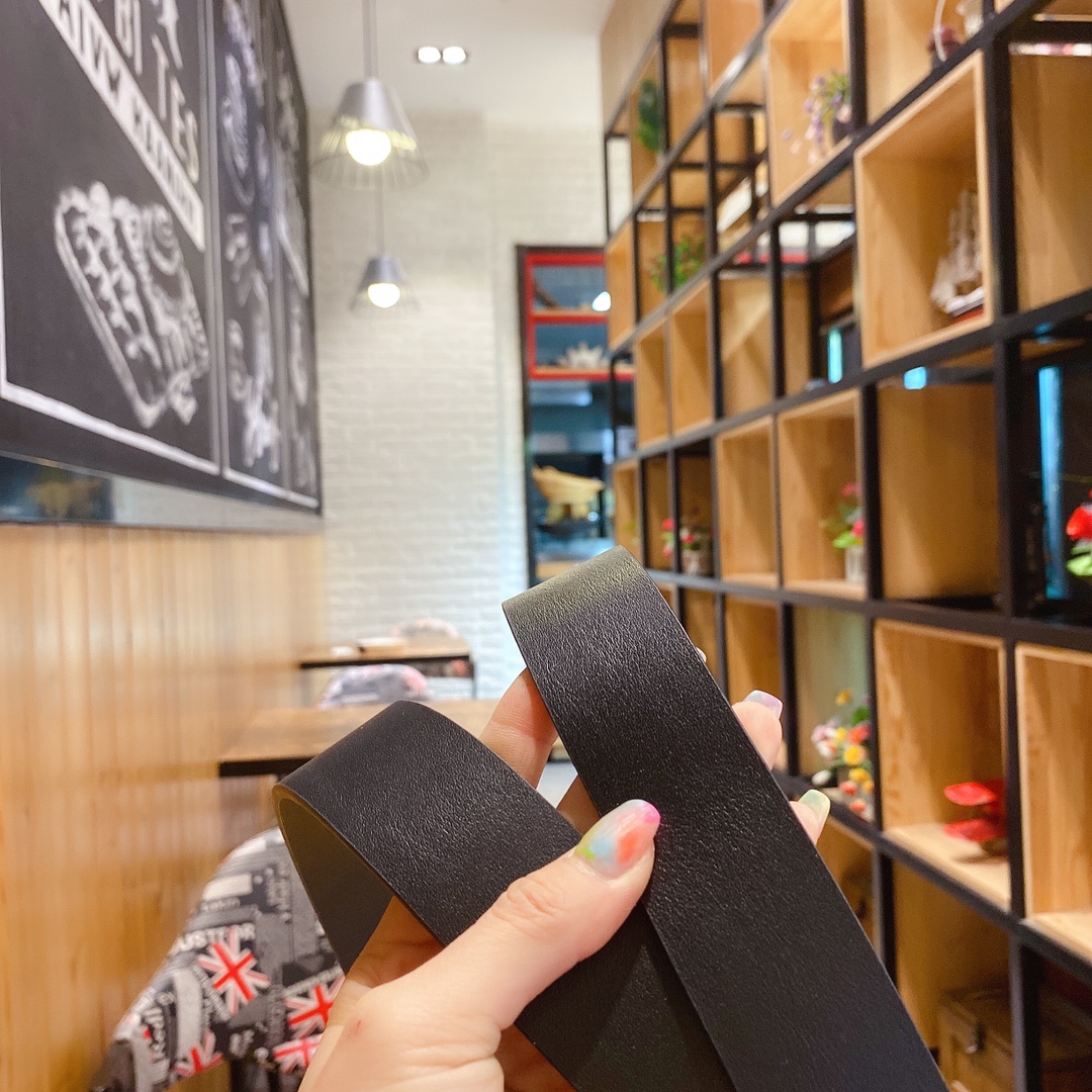 F*erragamo Top Version