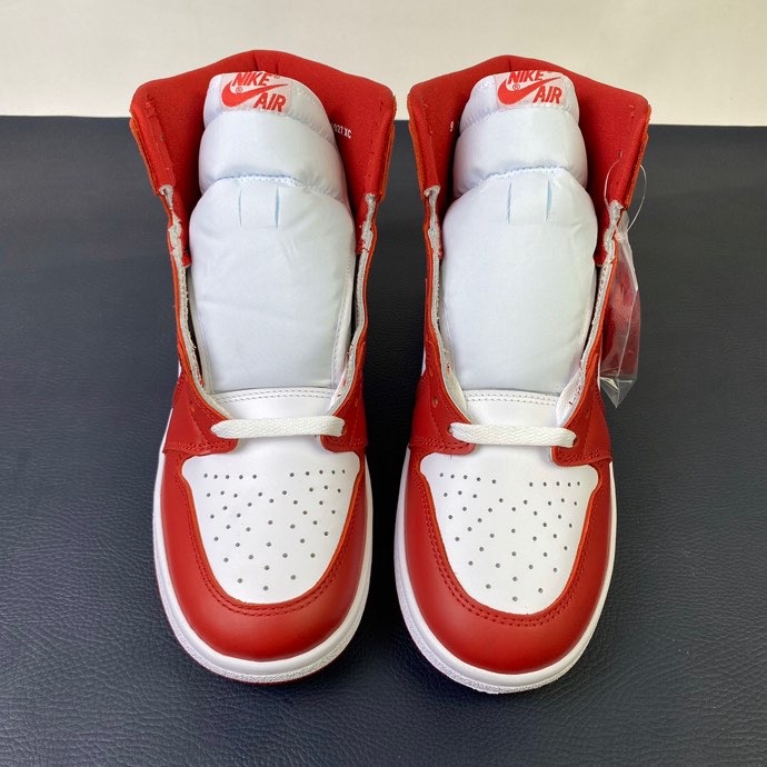 Air Jordan 1 “Chicago Black Toe” CQ4921-601