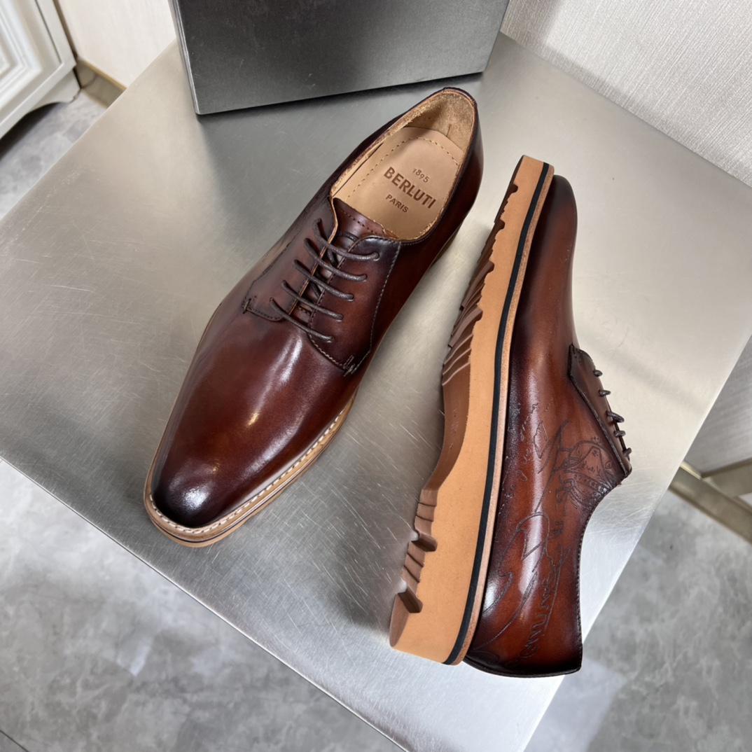 Men B*erluti Top Loafer