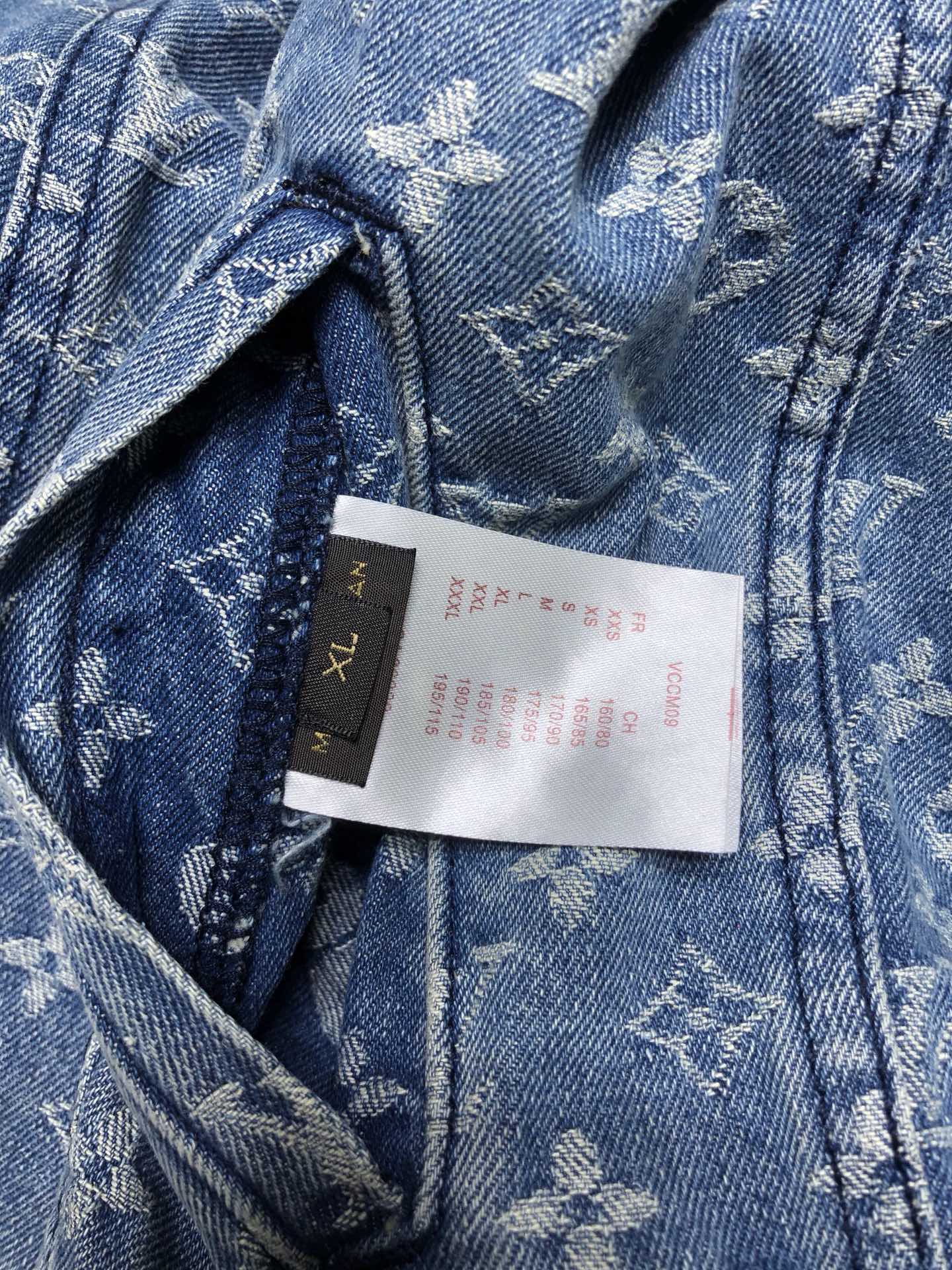 Men Jacket/Sweater Top Quality12