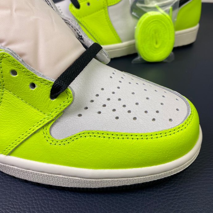 Air Jordan 1 555088-702