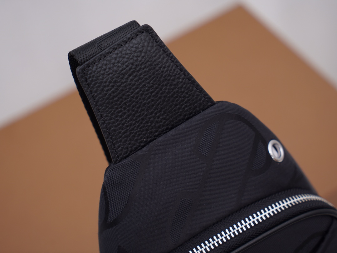 B*urberry Top Bag 20*29*5cm