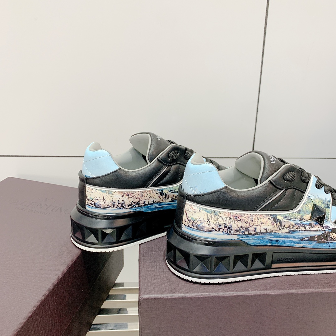 Men Women 𝑉*𝐴𝐿𝐸𝑁𝑇𝐼𝑁𝑂 Top Sneakers