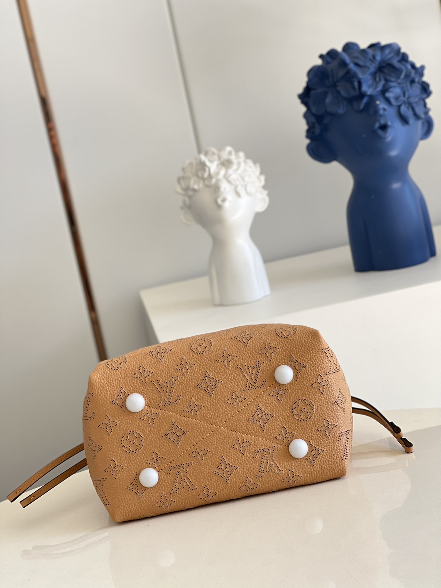 L*ouis V*uitton Bag Top Quality 19*22*14cm