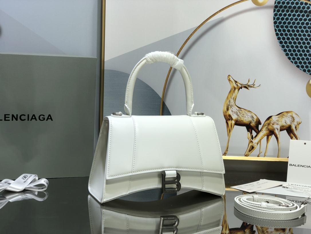 B*alenciaga Bag Top Quality