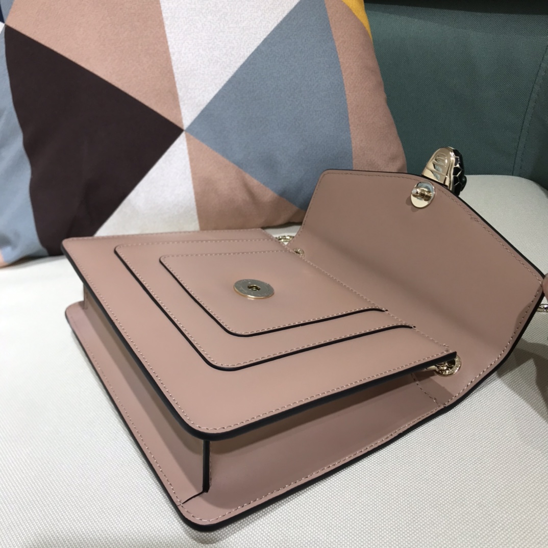 B*vlgari Top Bag 20*14*4.5cm