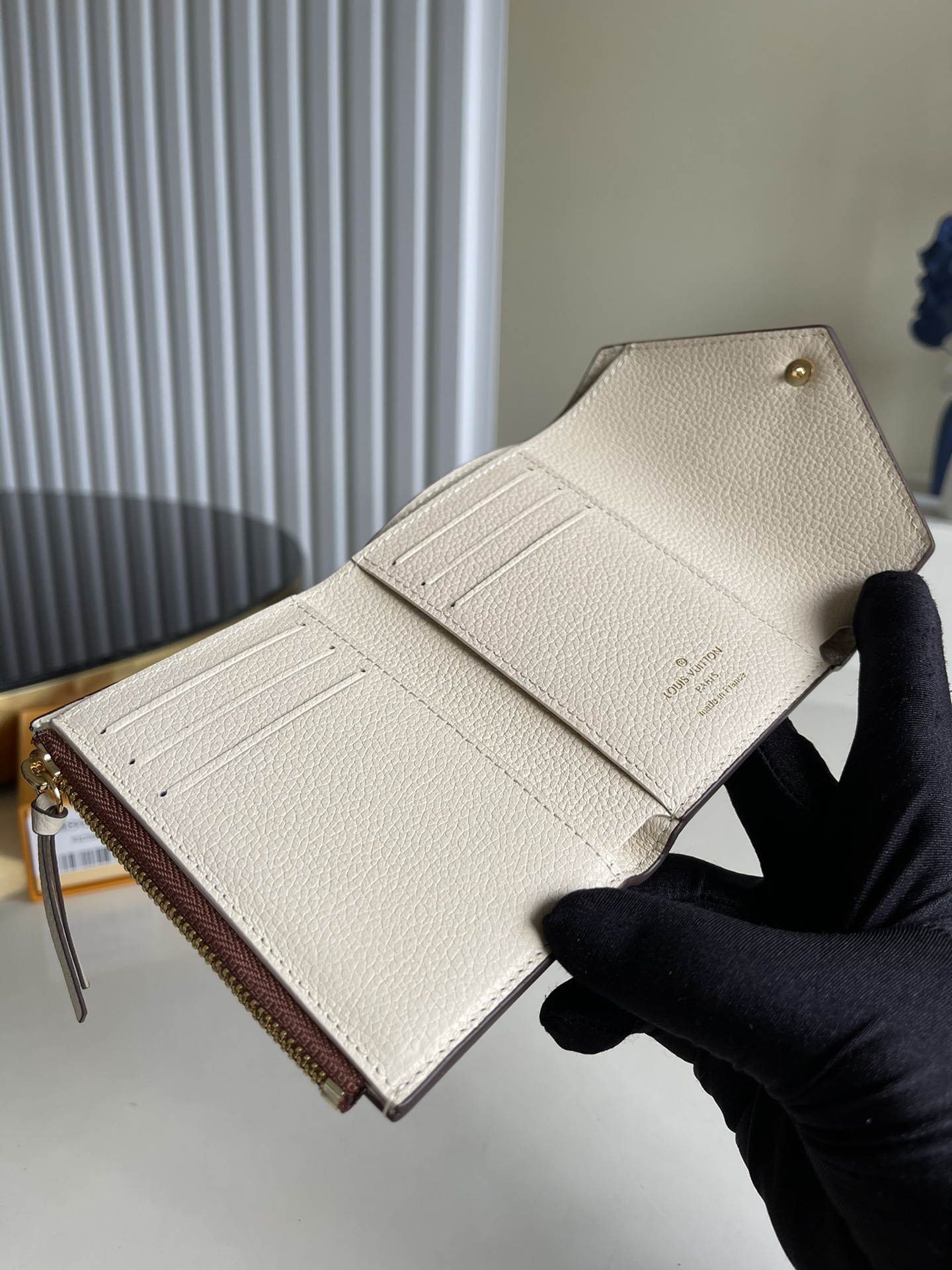 L*ouis V*uitton Bag Top Quality 12 x 9.5 x 1.5cm