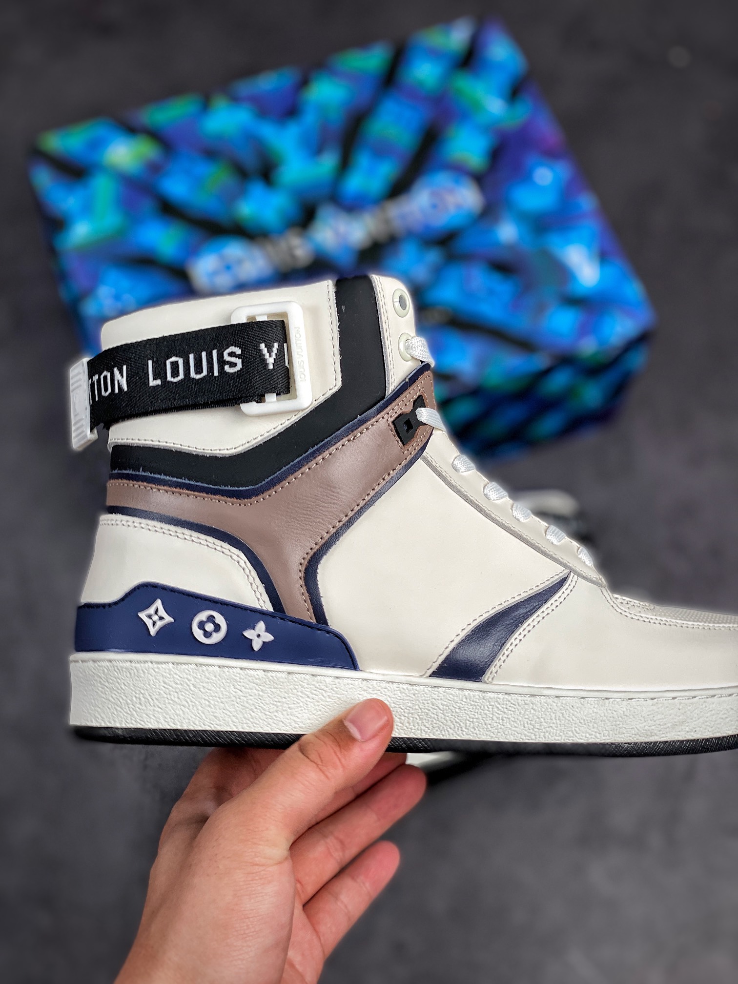 Men L*ouis V*uitton Top Sneaker