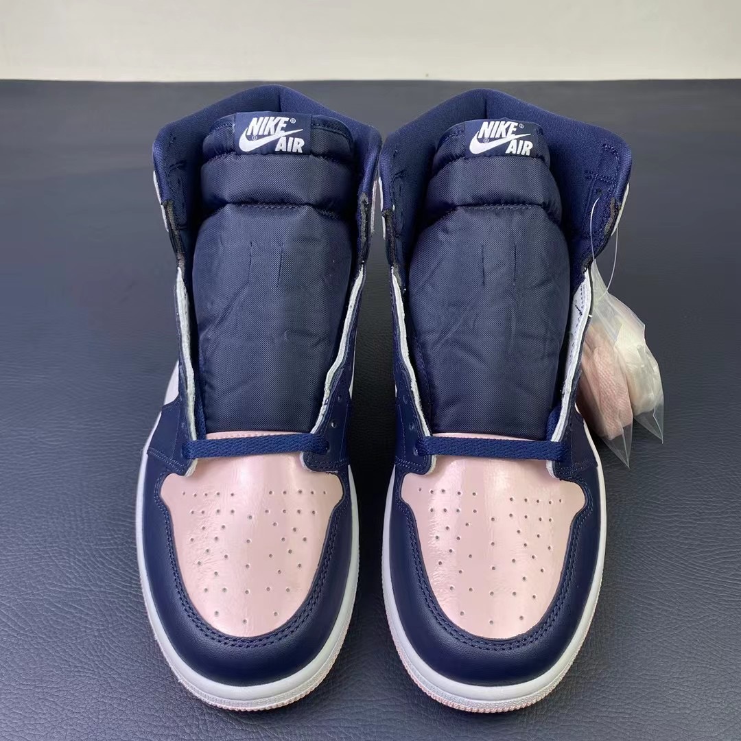 Air Jordan 1 High OG “Atmosphere” DD9335-641