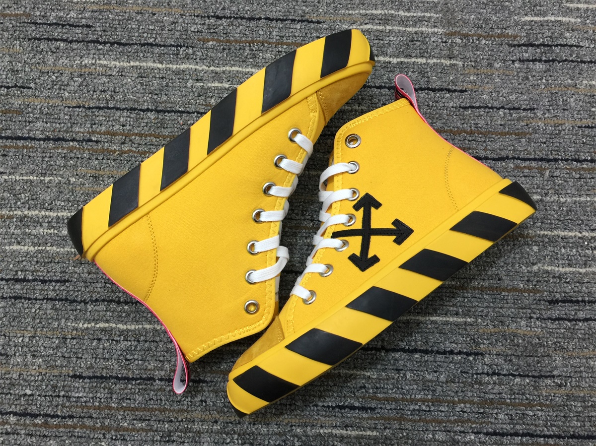 Men Women Off W*hite Top Sneaker