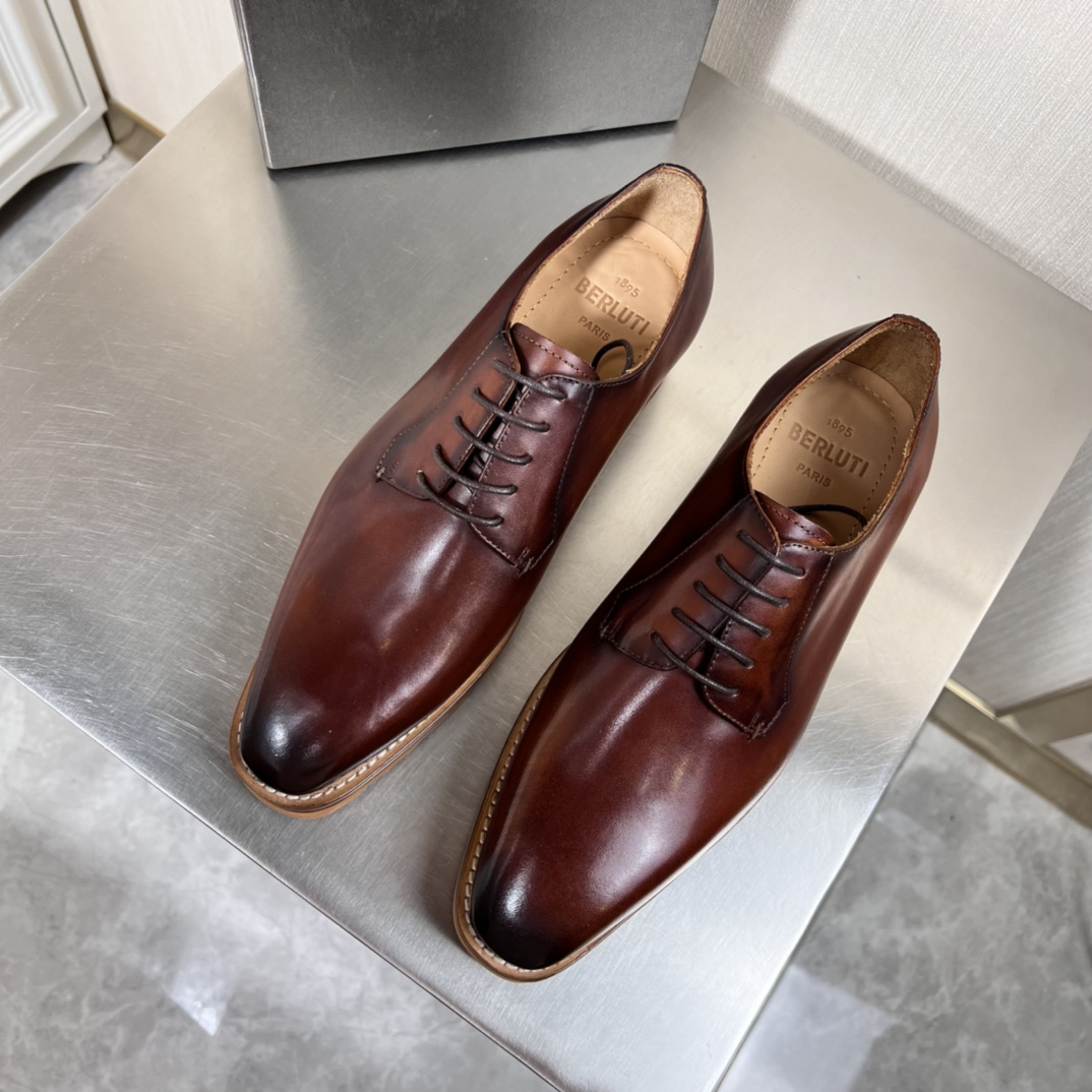 Men B*erluti Top Loafer