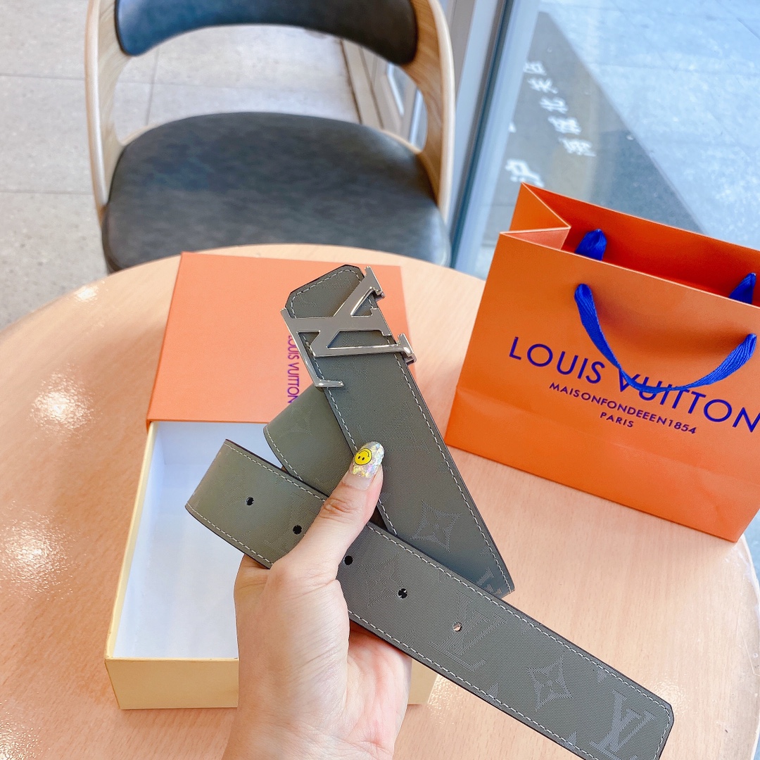 L*ouis V*uitton Top Version