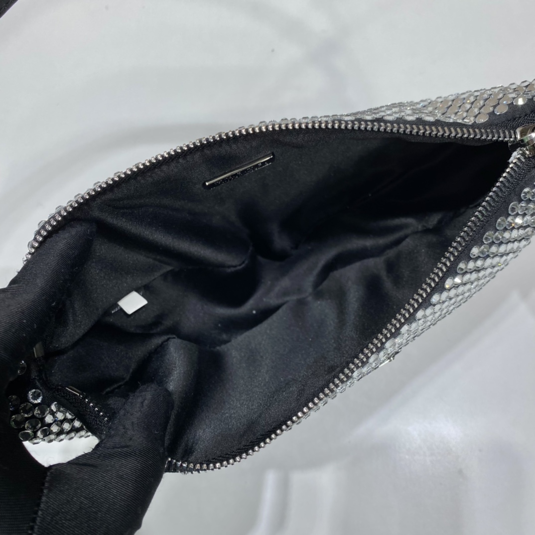 P*rada Bag Top Quality 26*15*5.5CM