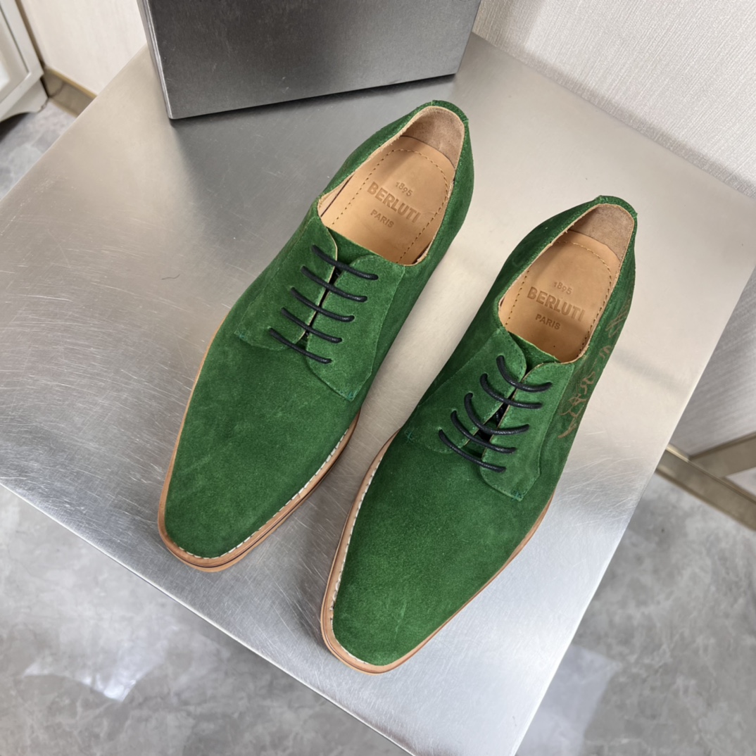 Men B*erluti Top Loafer