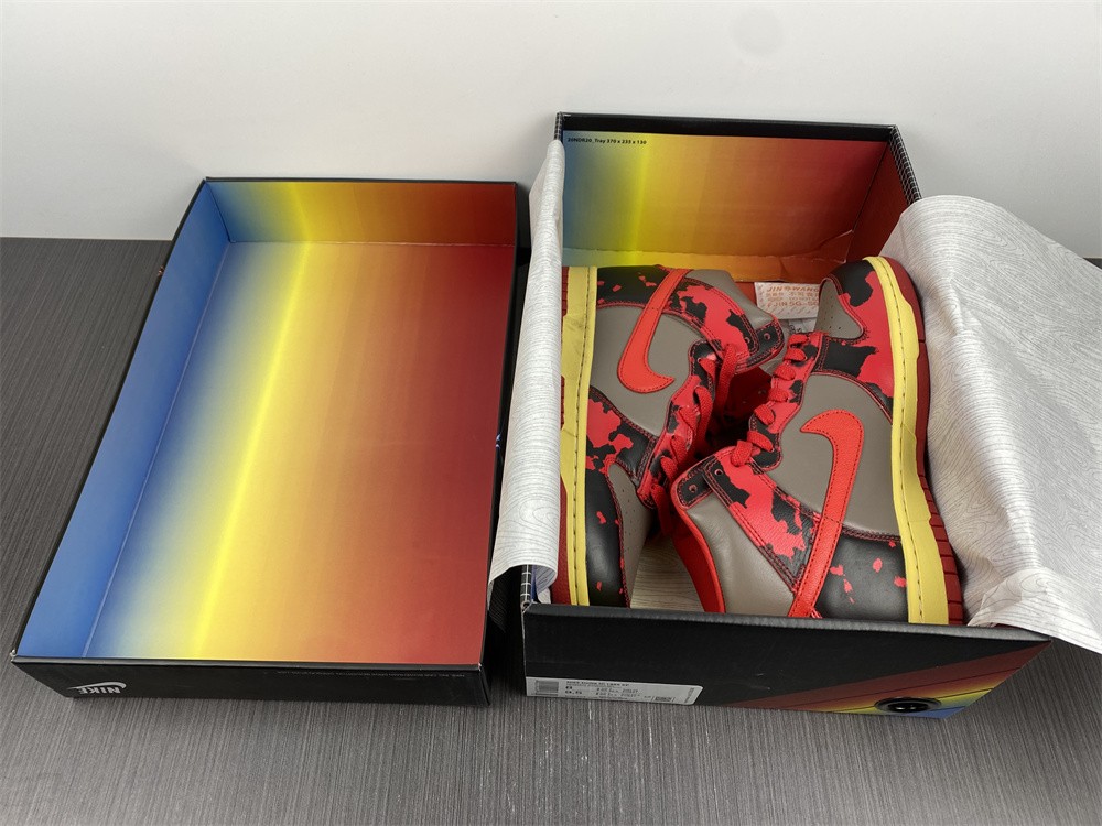 from Nike SB Dunk High DD9404-600